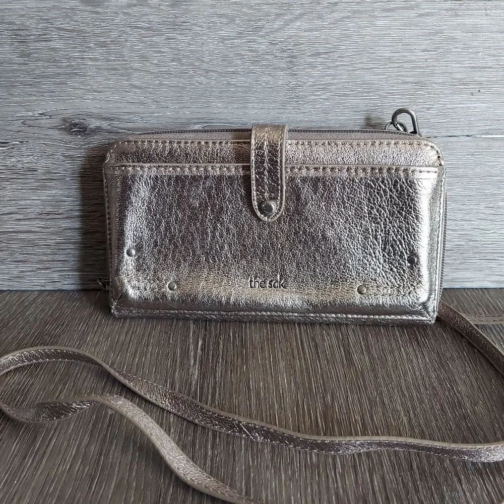 The Sak Iris Smartphone Crossbody , Leather
